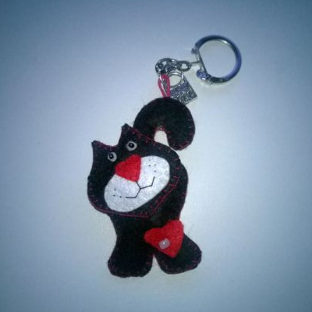Black cat Felted cloth Charm Key chain suspension