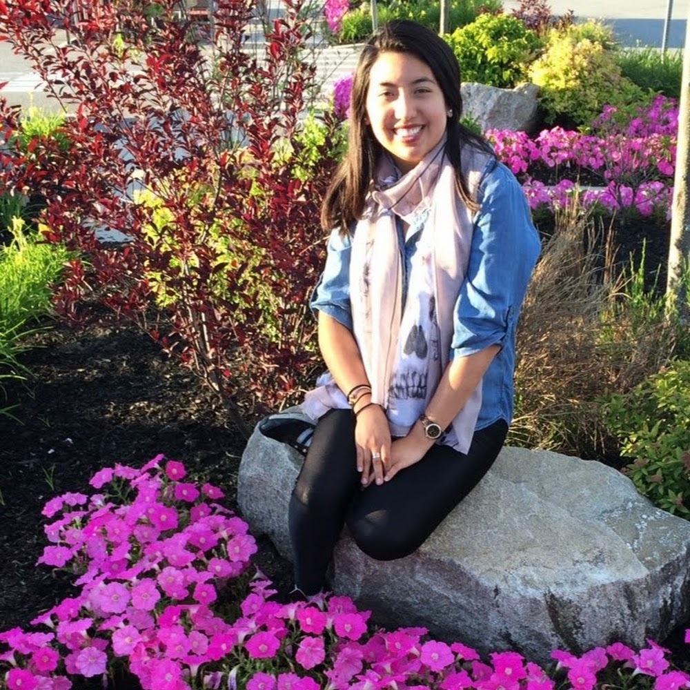 Meet your Posher, Cynthia