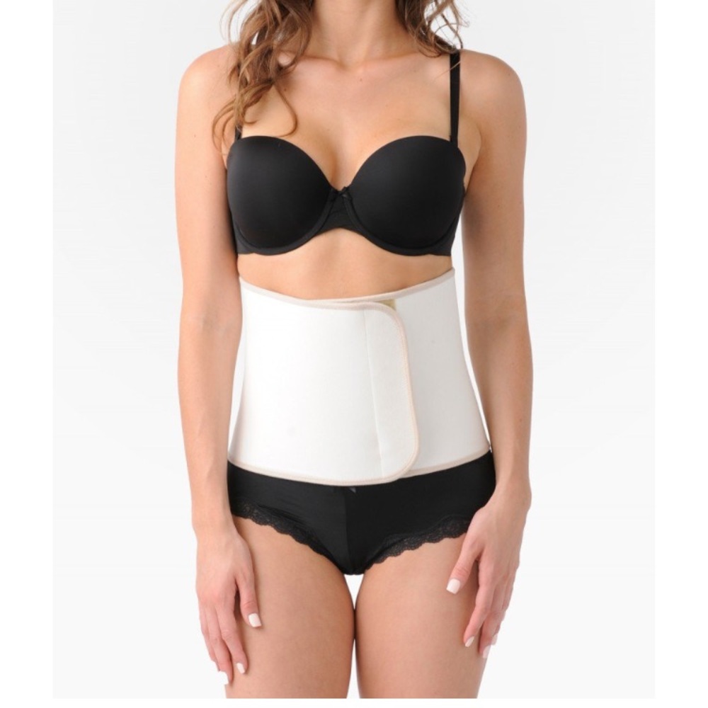 *NWOT* Belly Bandit Size Small