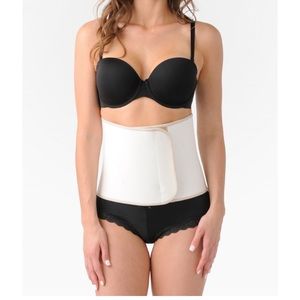 *NWOT* Belly Bandit Size Small