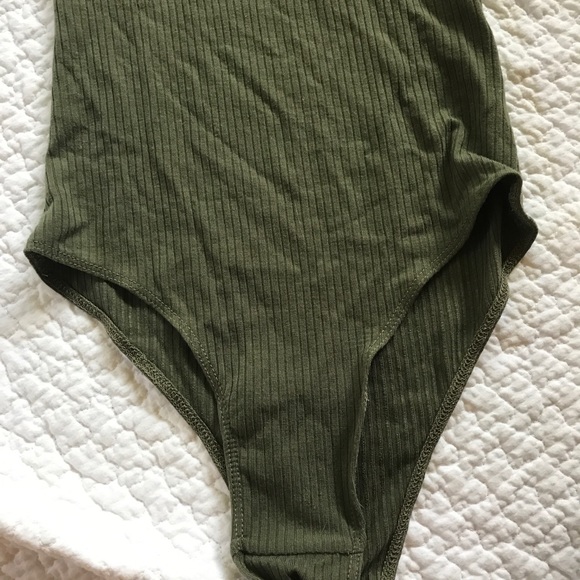 Blue Life by Planet Blue Ribbed Green Bodysuit - Picture 5 of 6