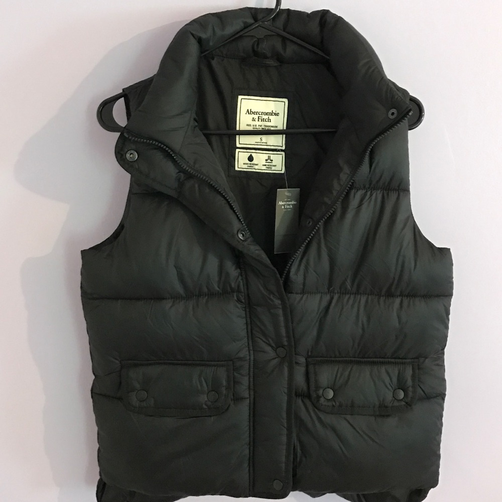 Abercrombie Black Puffy Vest