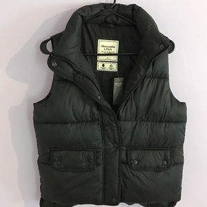 Abercrombie Black Puffy Vest