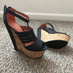 Black Wedges