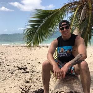 Meet your Posher, Dillon