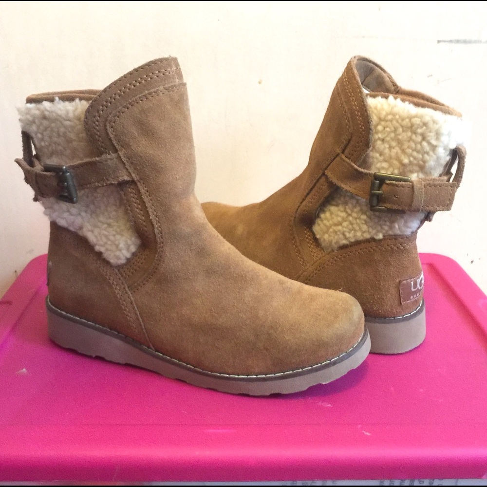 🌟Host Pick 🌟UGG Boots for Girls