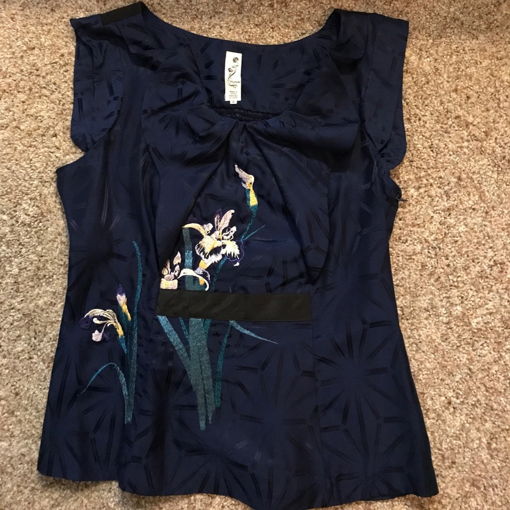 Anthropologie floreat embroidered top