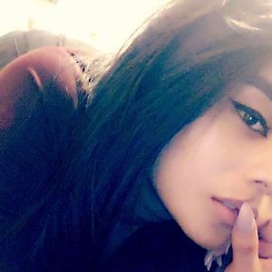 Meet your Posher, Iliana