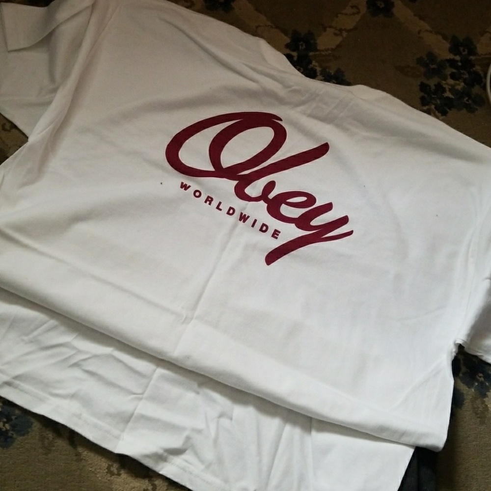 OBEY tshirt