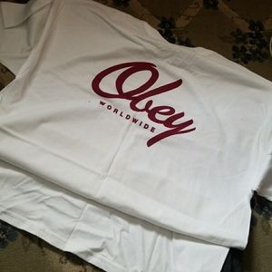 OBEY tshirt