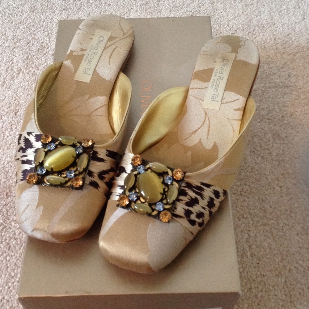 Olivia Rose Tahl flats