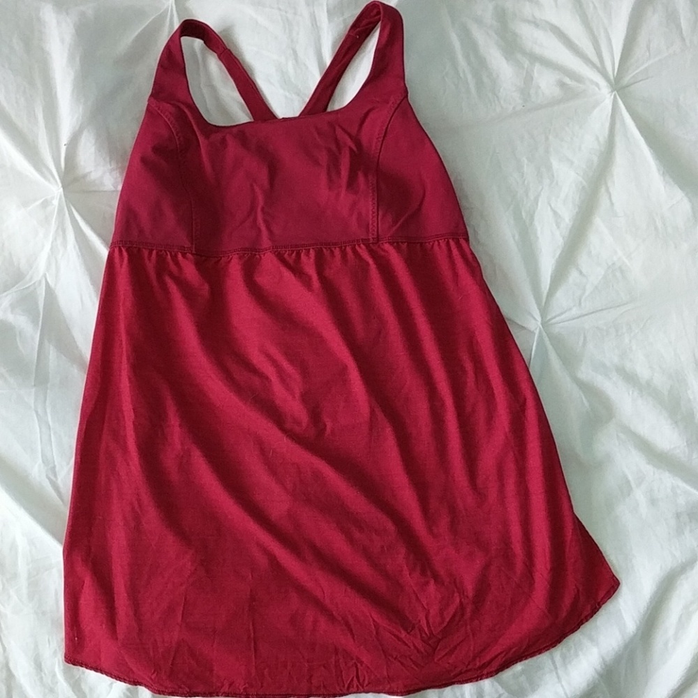 Lululemon red workout top