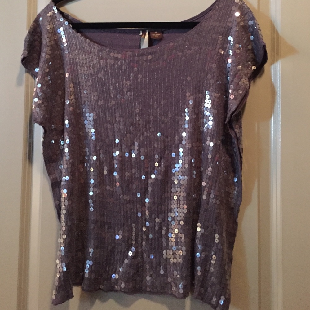 Loose short sleeve top