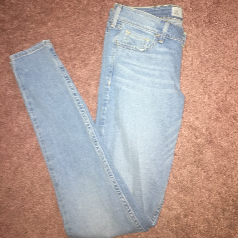 Hollister jeans