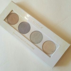 Pacifica 4 Shadow pallet