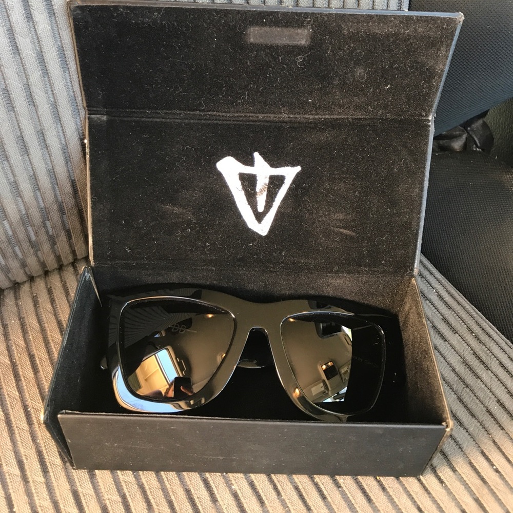DB Valley sunglasses