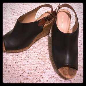 Black/cork wedges