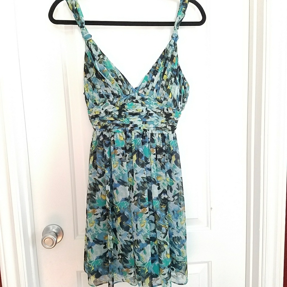 New BCBGENERATION Low Back Fully Lined Dress Sz 0