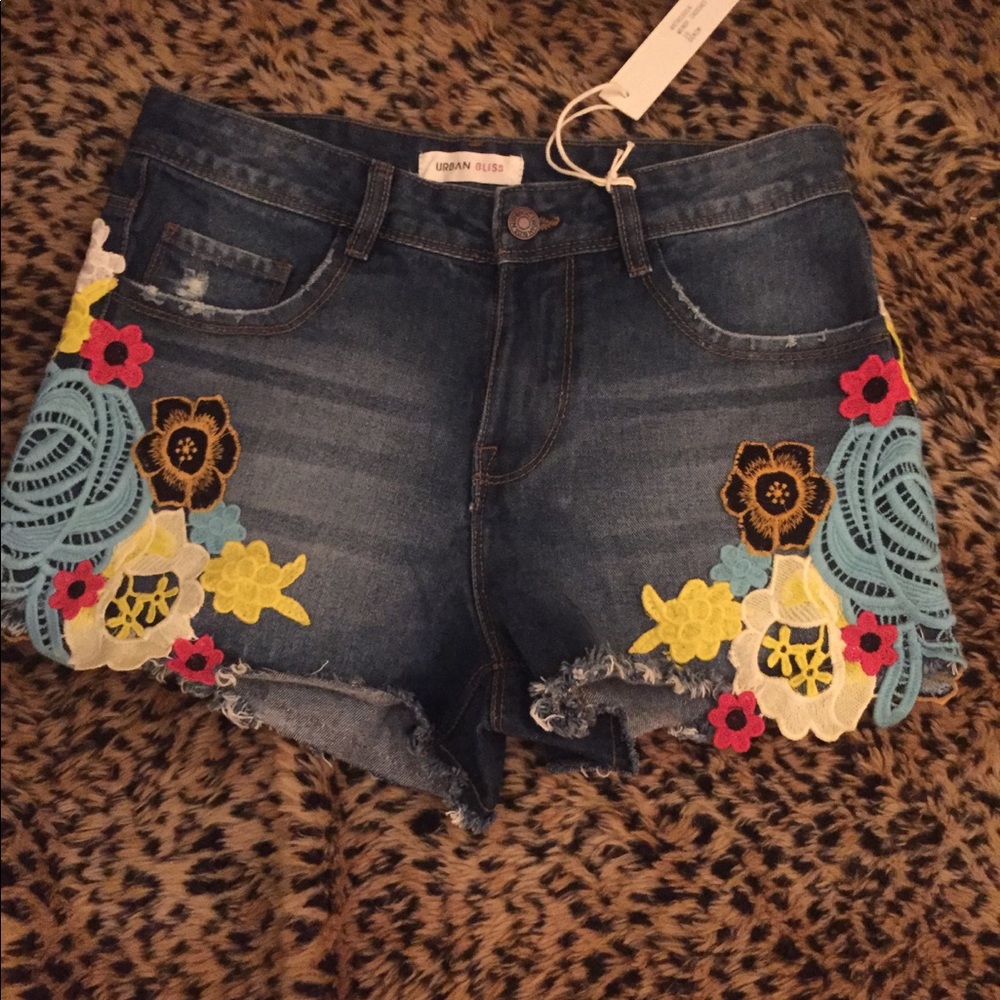 Crochet embroidered high waist denim shorts
