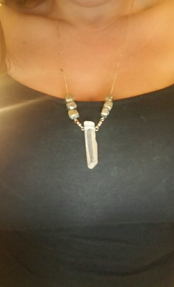 Crystal Necklace With Long Chain - Picture 3 of 3