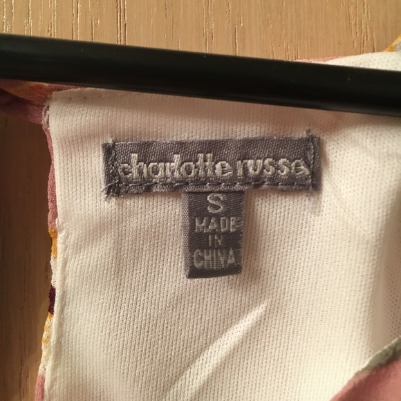 NWOT floral top - Picture 3 of 4