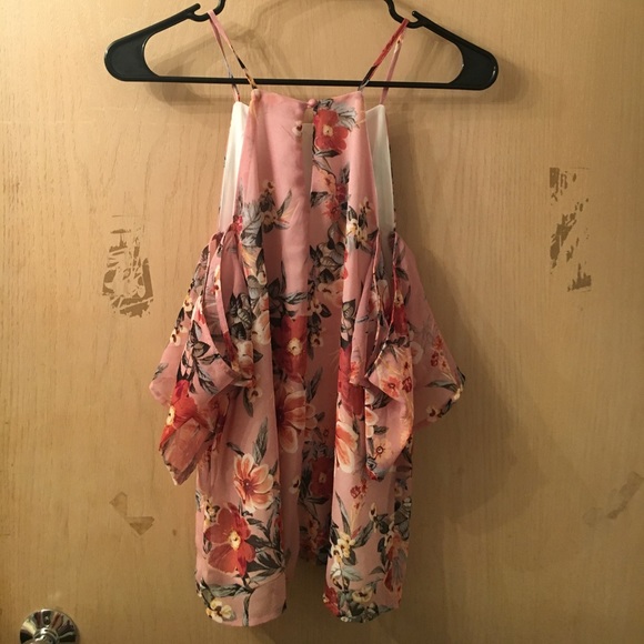 NWOT floral top - Picture 4 of 4