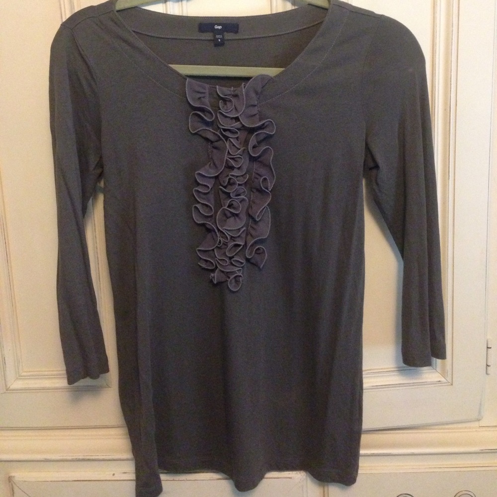 GAP RUFFLE SHIRT