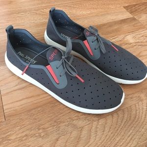 NWT! Sperry Memory Foam Sneakers