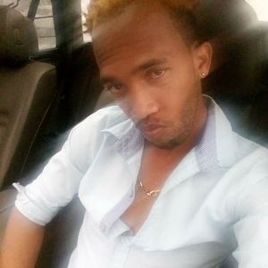 Meet your Posher, Chinoy