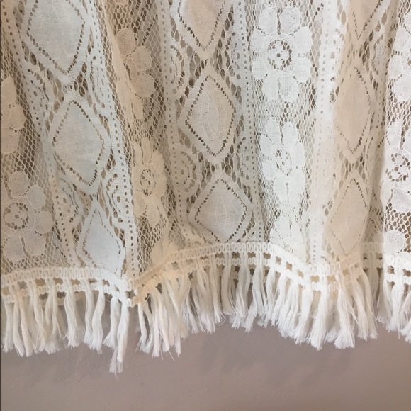 White/Cream colored tank top - Picture 3 of 3