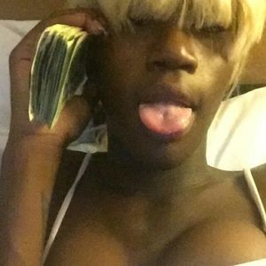 Meet your Posher, Gabrielle