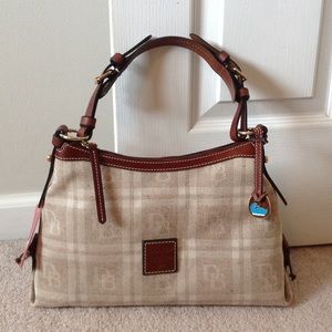 NWT Dooney & Bourke purse