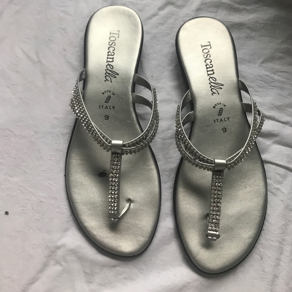 Sandals never worn