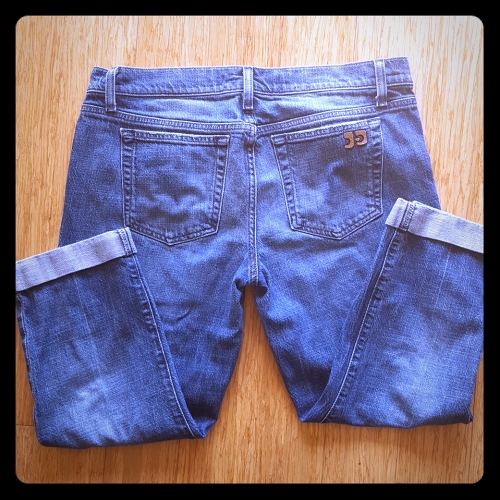 Joe's jeans distressed cropped jeans