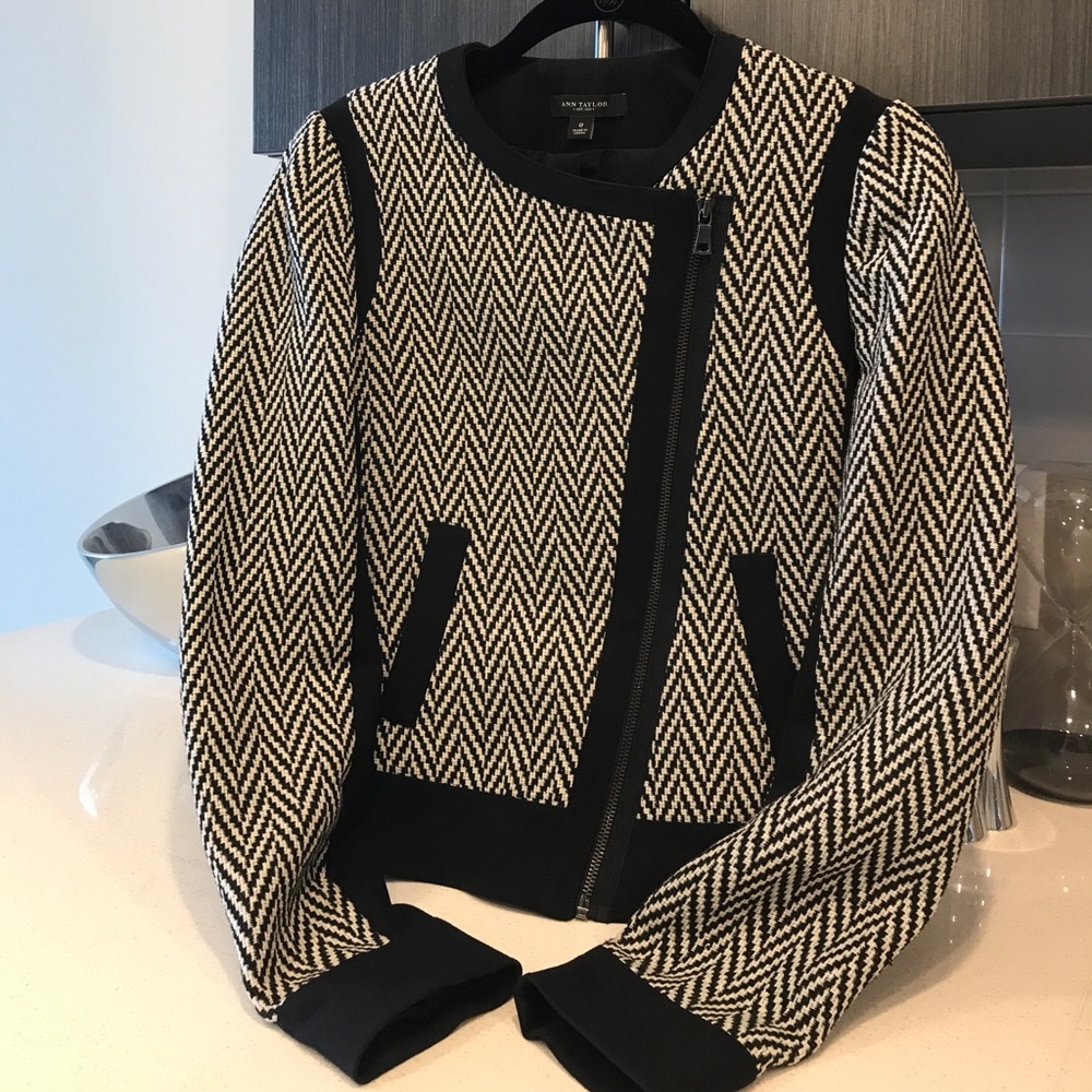 Ann Taylor Cropped Blazer
