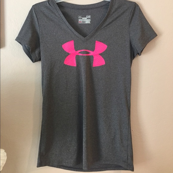 Under Armour Tshirt - Picture 1 of 3