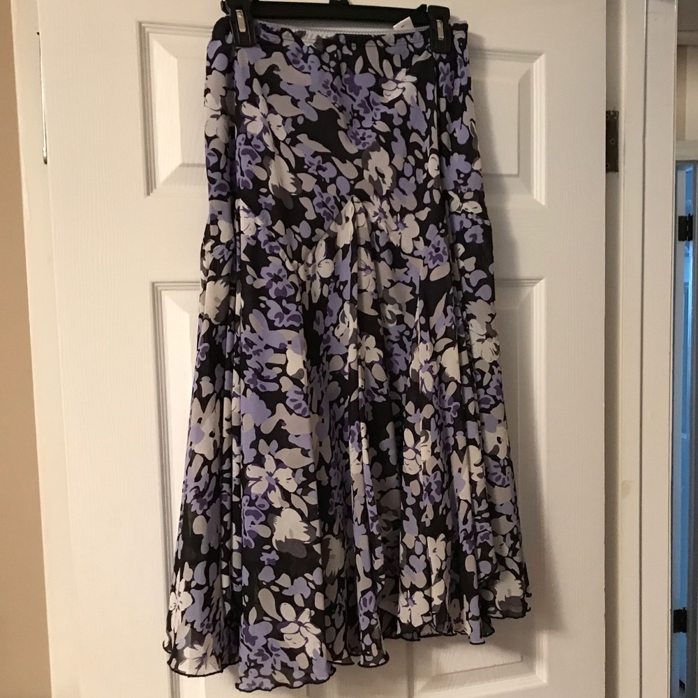 Feminine skirt