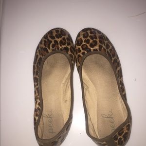 girls cheetah print shoes!
