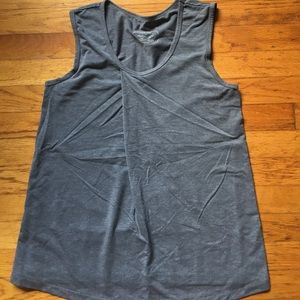 Oiselle grey pleat top, size 4