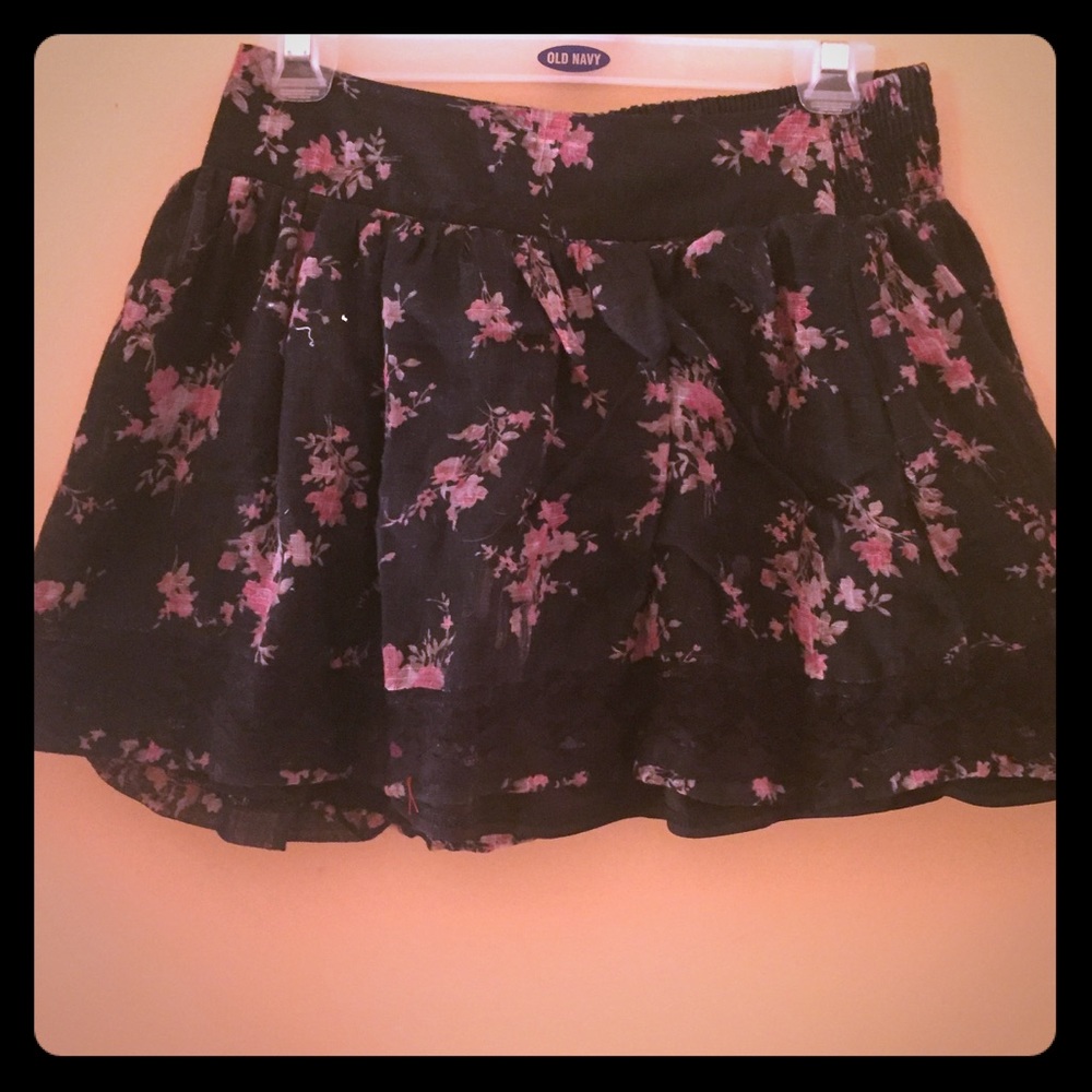 Black and pink floral lace trim skirt