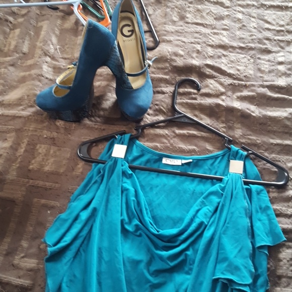 Top and shoes - Picture 6 of 8