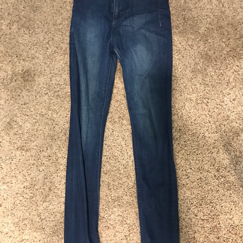 High Waisted Jeans