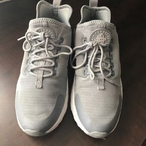 Nike Huarache Run Ultra