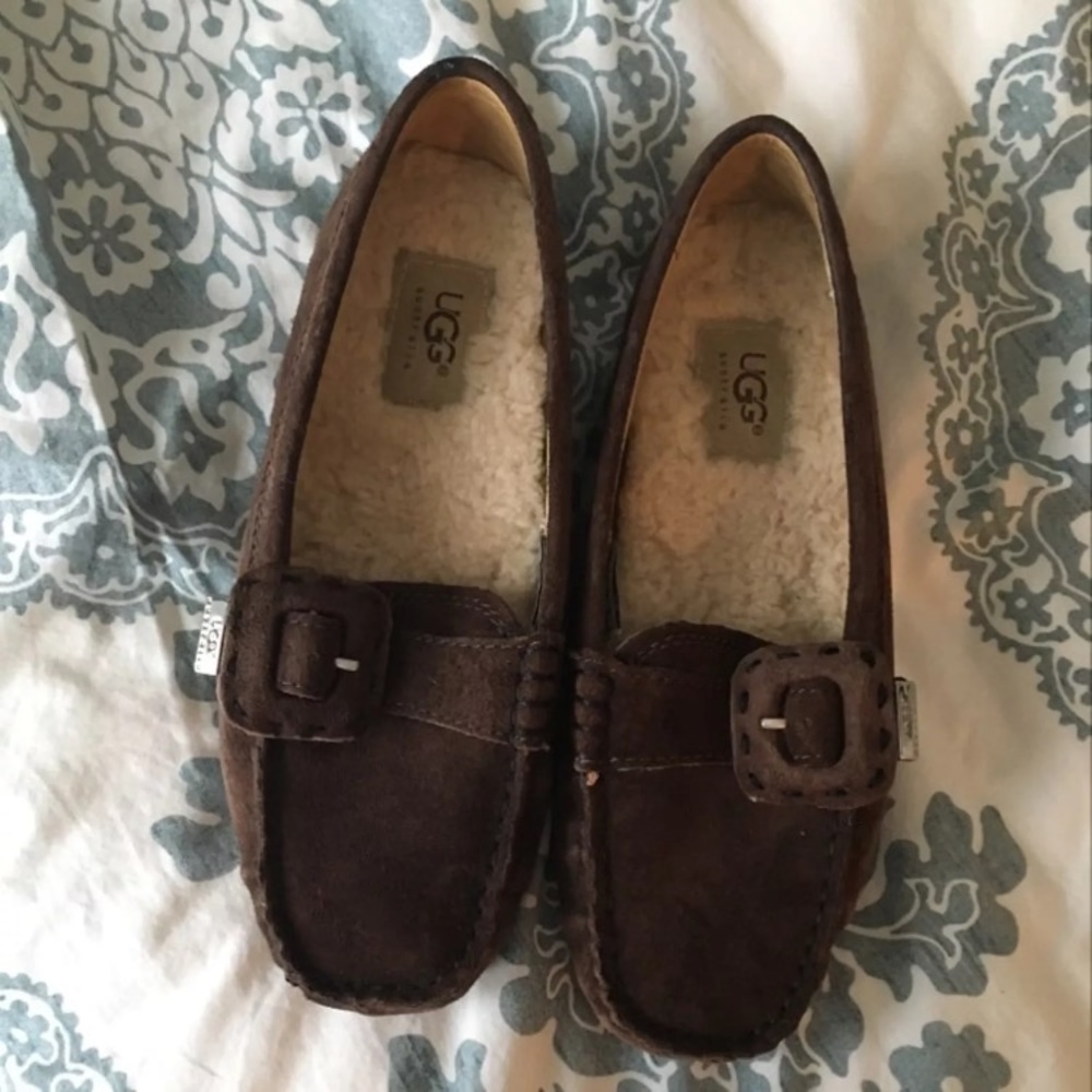 Ugg slip on shoes