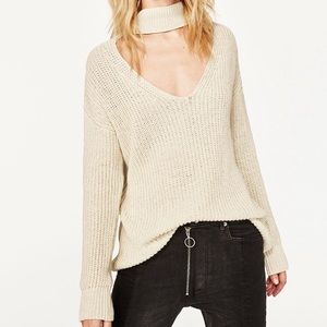 V-Neck Sweater with Choker
