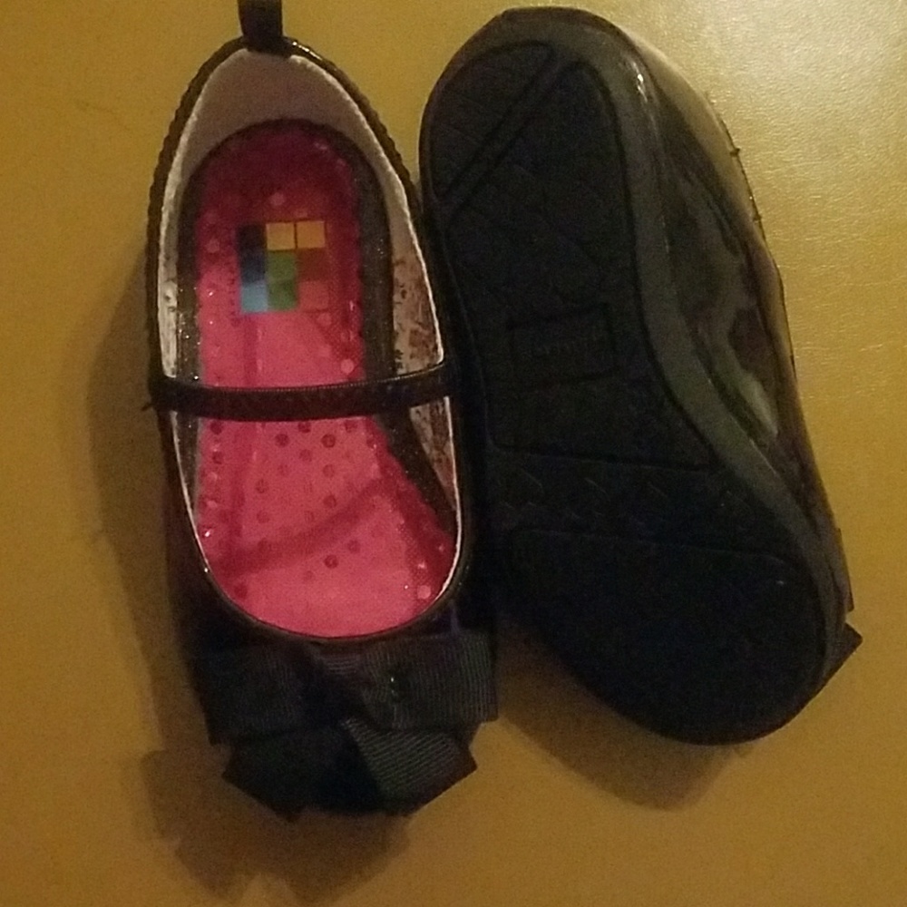Black shoes