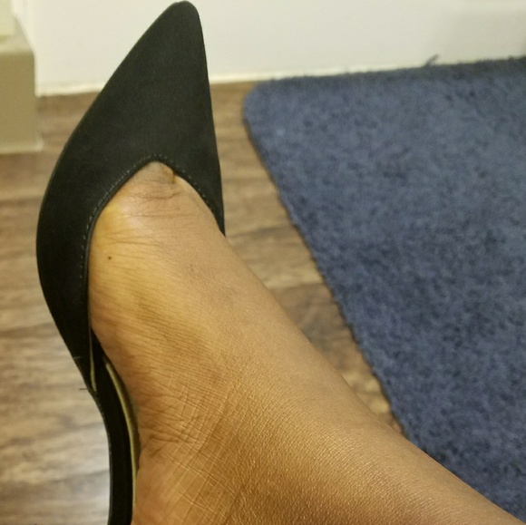 Shoes - Picture 3 of 6