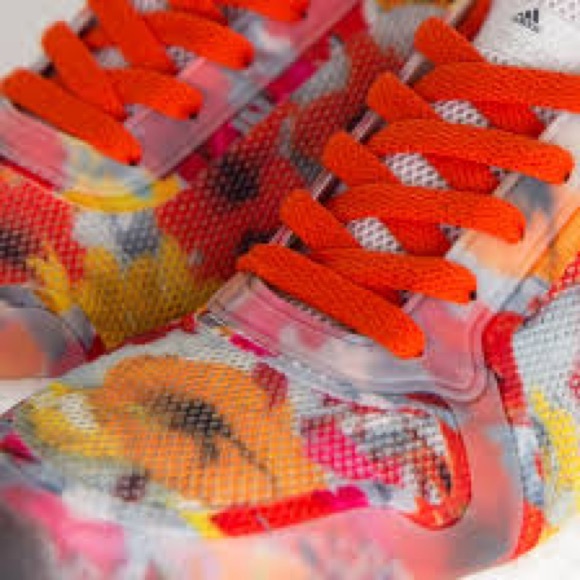 Adidas x Stella McCartney Sonic Boost Sneakers - Picture 3 of 7