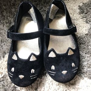 Kitty velvet shoes