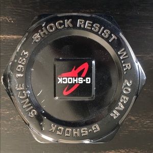 G-shock white and silver